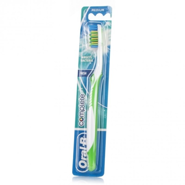 Oral-B Advanced 40 Medium Toothbrush