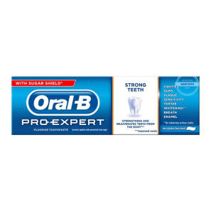 Oral-B Pro Expert Strong Teeth Invigorating Mint Toothpaste